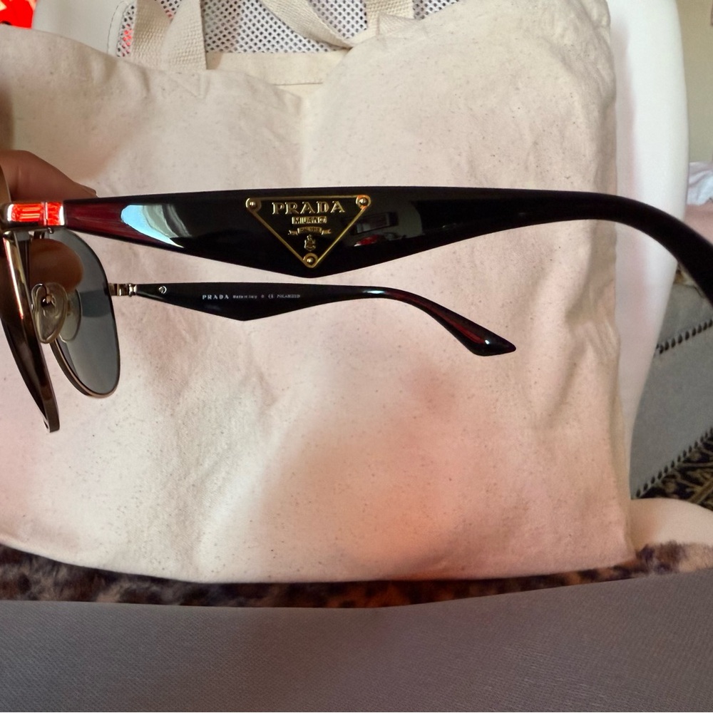 Prada polarized gold Aviator Sunglasses - Picture 4 of 8